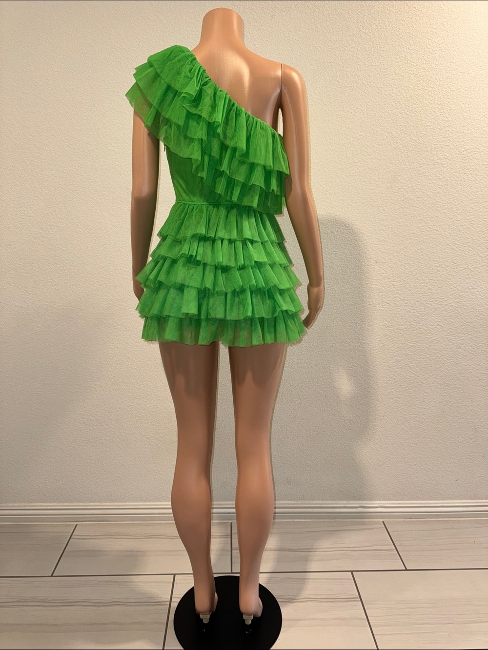 Green One-Shoulder Ruffle Dress - Picture 4 of 7
